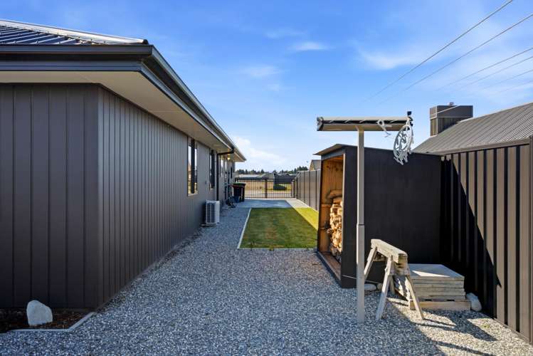 52 Lakeland Avenue Twizel_23
