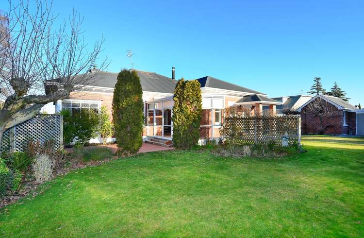 65 High Street Leeston_25