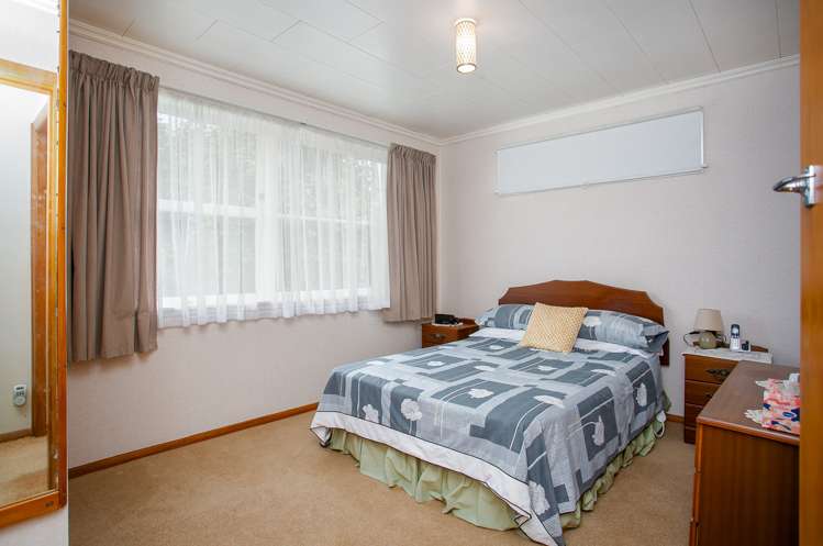 61 Campbell Street Leamington_8