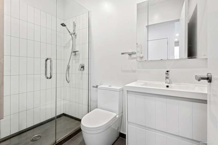 205/75 Hobsonville Point Road Hobsonville_5