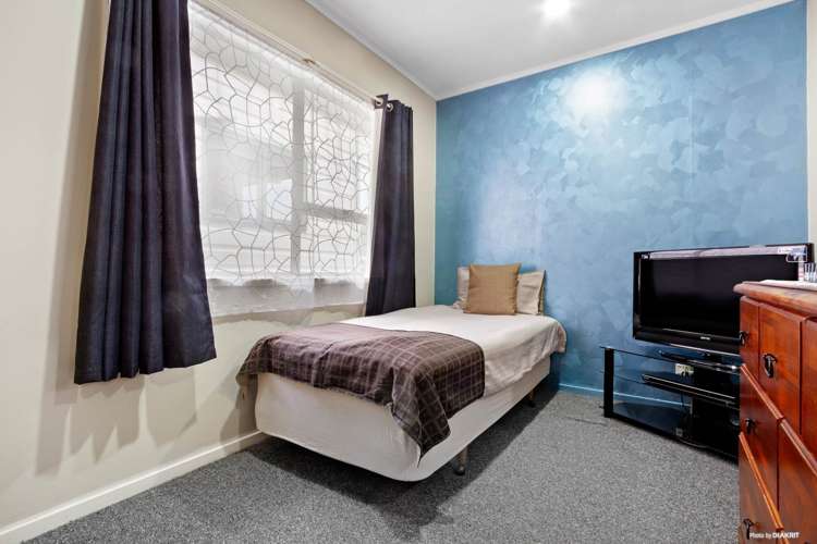 14 Brunner Road Glen Eden_11