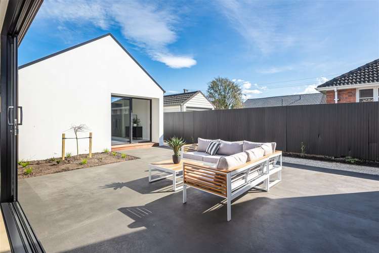 71 Garreg Road Bryndwr_22