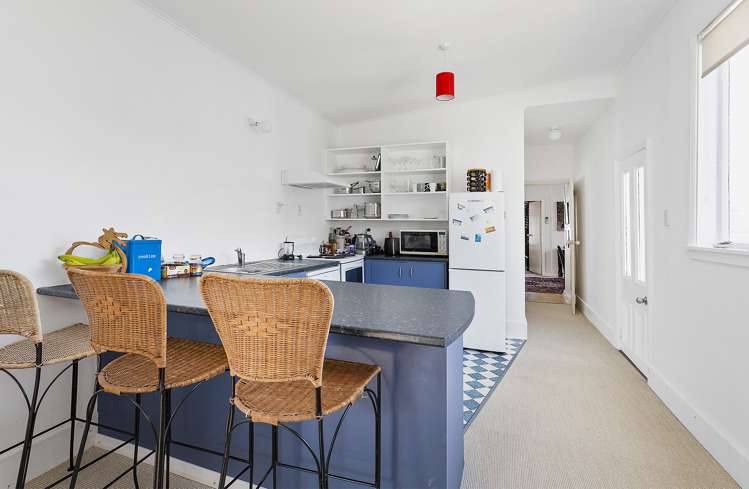 68 Lyall Parade Lyall Bay_3