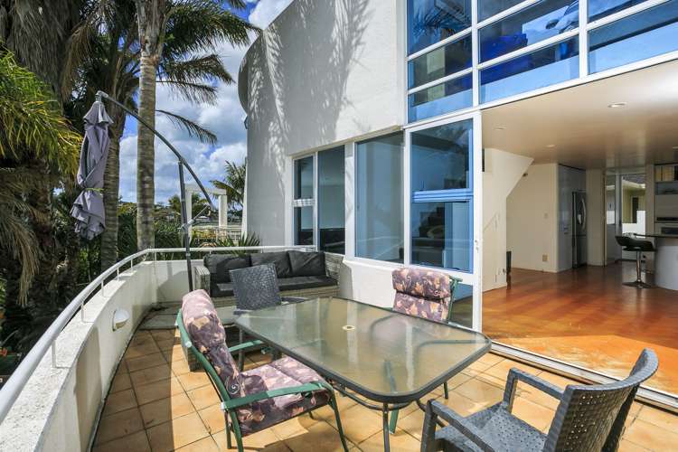 2/51 Rangitoto Terrace Milford_14