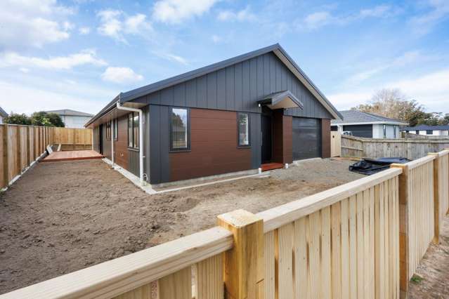 9 Rayner Lane Marton_1