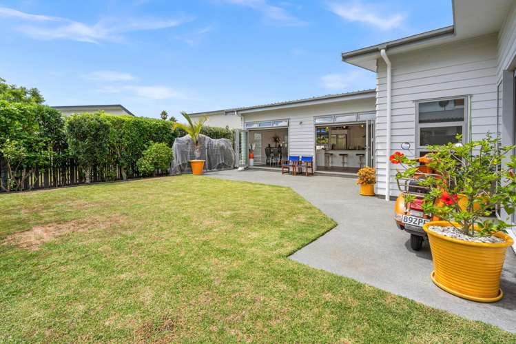 33 O'Farrell Drive One Tree Point_25