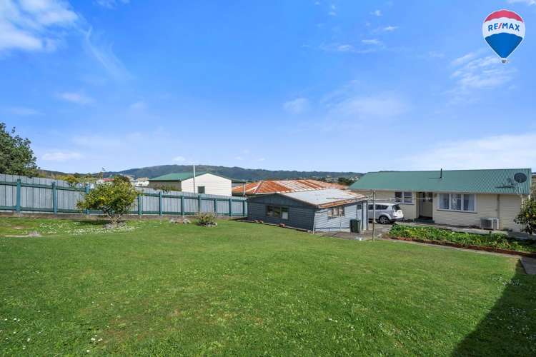 50 Arahura Crescent Waitangirua_14