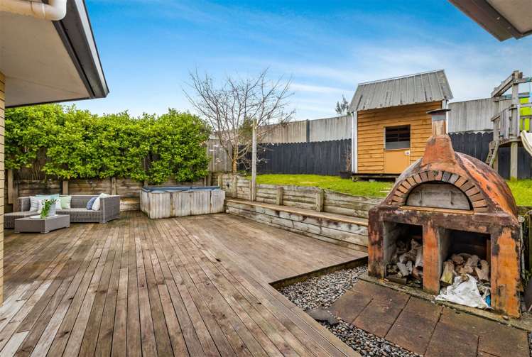 14 Ginders Drive Massey_21