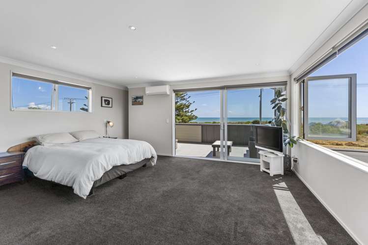 2 Kowhai Street Otaki Beach_14