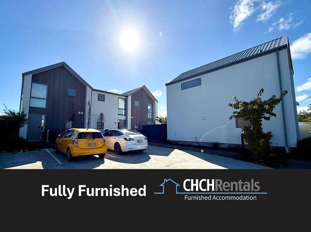 FULLY FURNISHED MODERN SUNDRENCHED TOWNHOUSE!