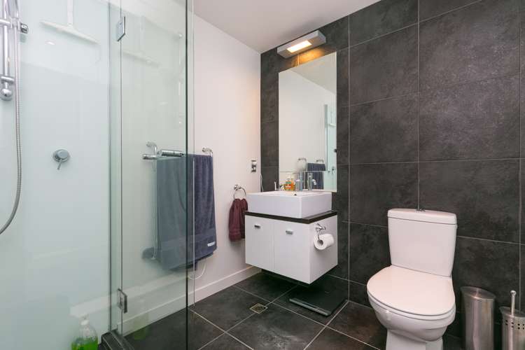 5c/42 Cable Street Te Aro_13