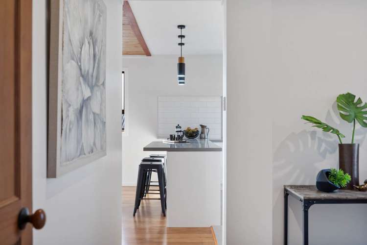 34 Fairmount Road Titirangi_20