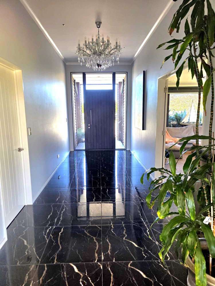 1227 Oxford Road Cust_7