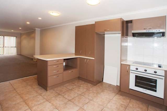 67 Naylors Drive Mangere_3