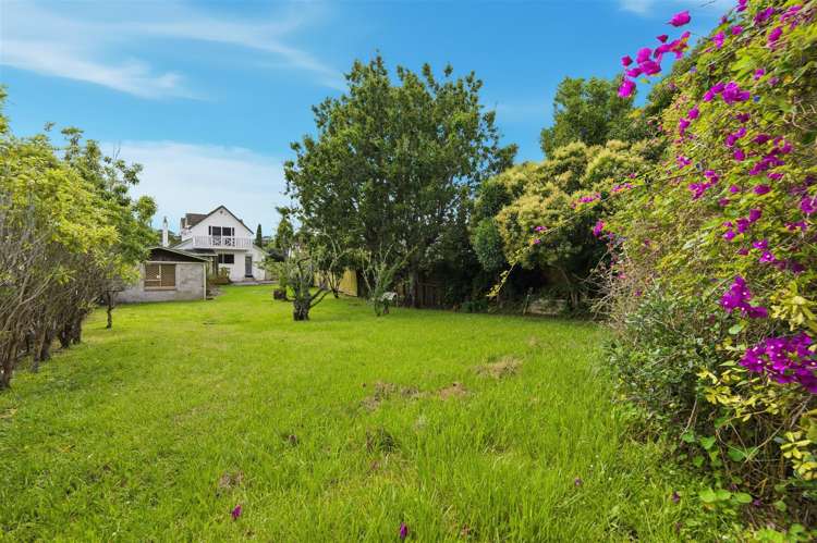 125 Portage Road New Lynn_4