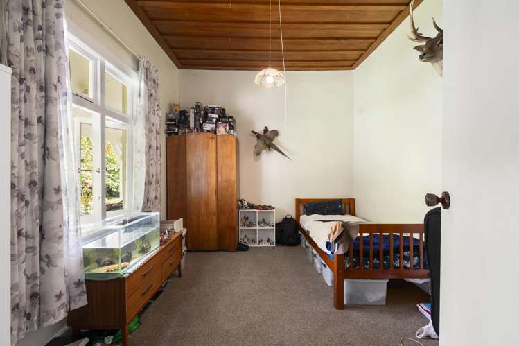 1 Takapari Road Pohangina_11