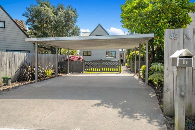 45 Fitzherbert Avenue West Harbour_33