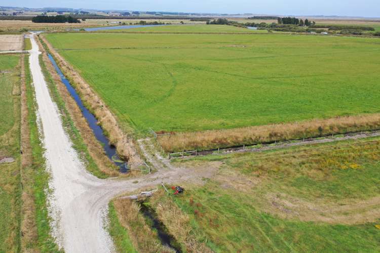 358 Holz Road Wyndham Surrounds_13