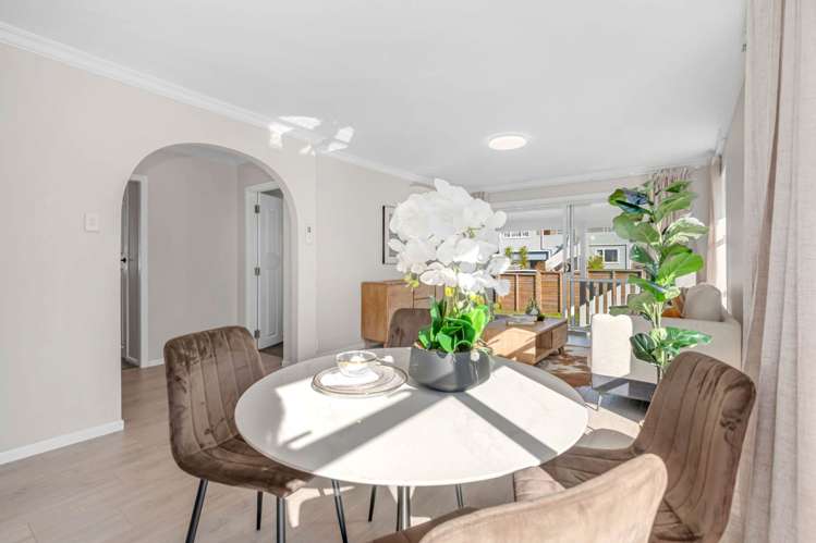 14 Okareka Place Pakuranga Heights_11