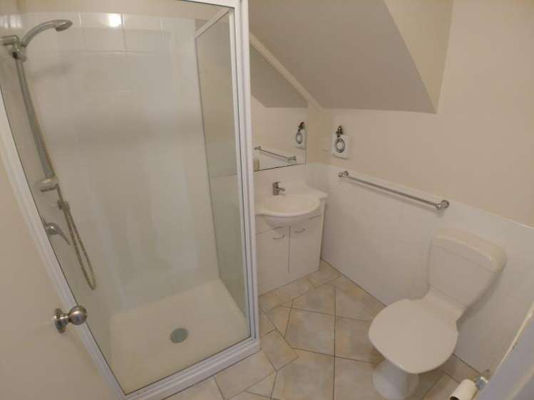 65/8 Flynn Street Birkdale_6