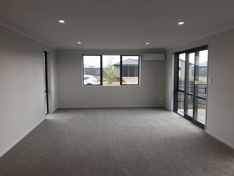 21 Te Ranga Memorial Drive Pyes Pa_4