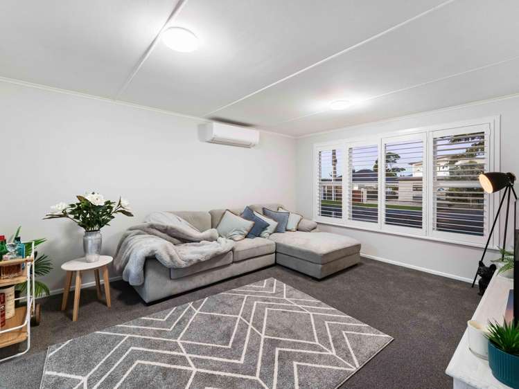 24 Cobham Crescent Kelston_20