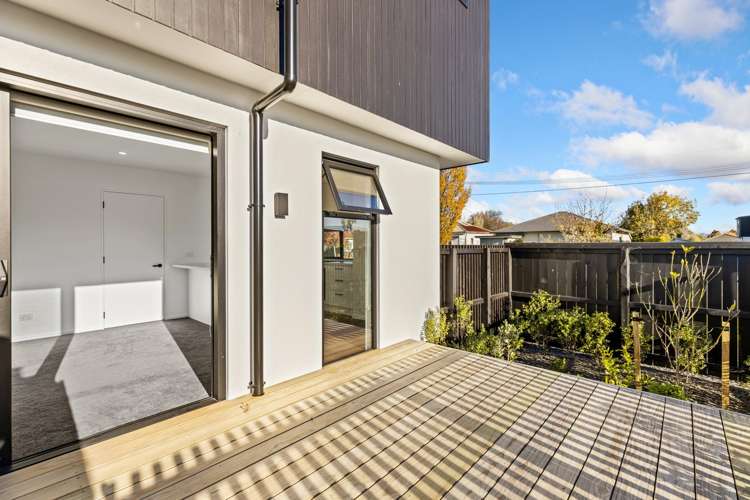 57 Dampier Street Woolston_6