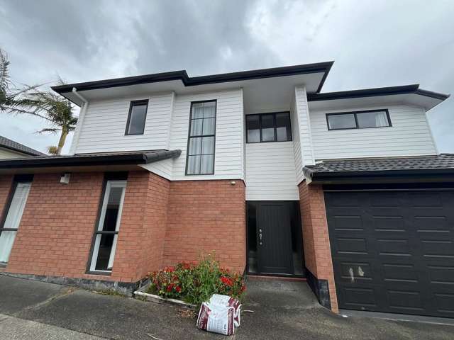 53 Donovan Street Blockhouse Bay_1