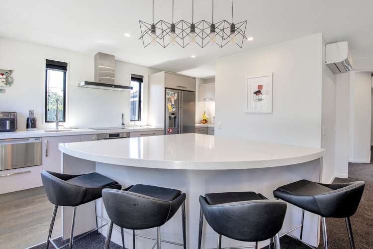 7 Quantock Place Burwood_10