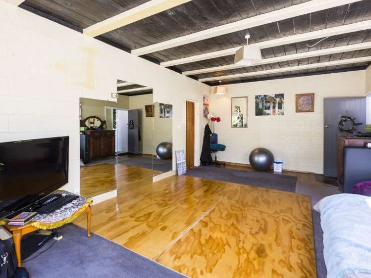 54 & 56 Bridge Road Birchville_11