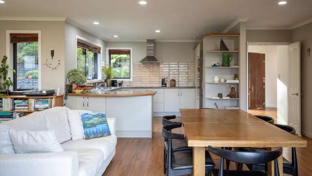 2b Maungatawhiri Road Raglan_1