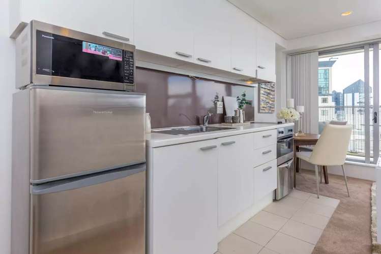 1008/37 Symonds Street Grafton_8