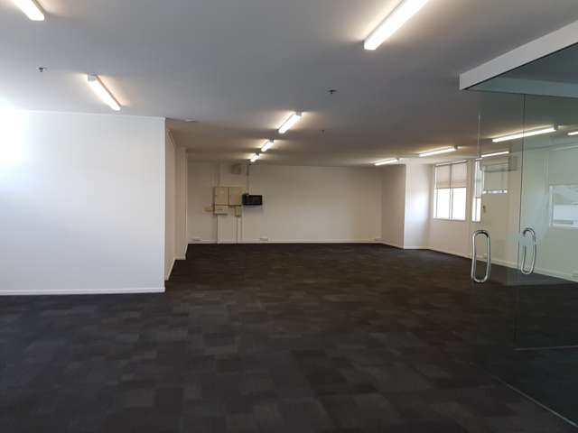 Tenancy A, 75 Porana Road Wairau Valley_1