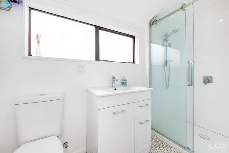 3 Laredo Grove Totara Park_10