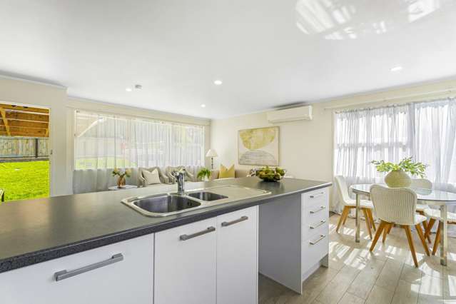 91 Coronation Road Mangere Bridge_3