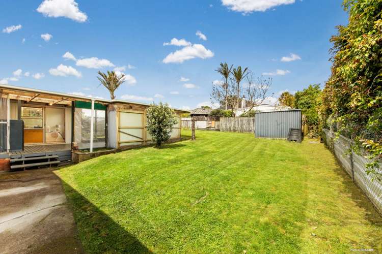 11 Downsview Road Pakuranga Heights_19