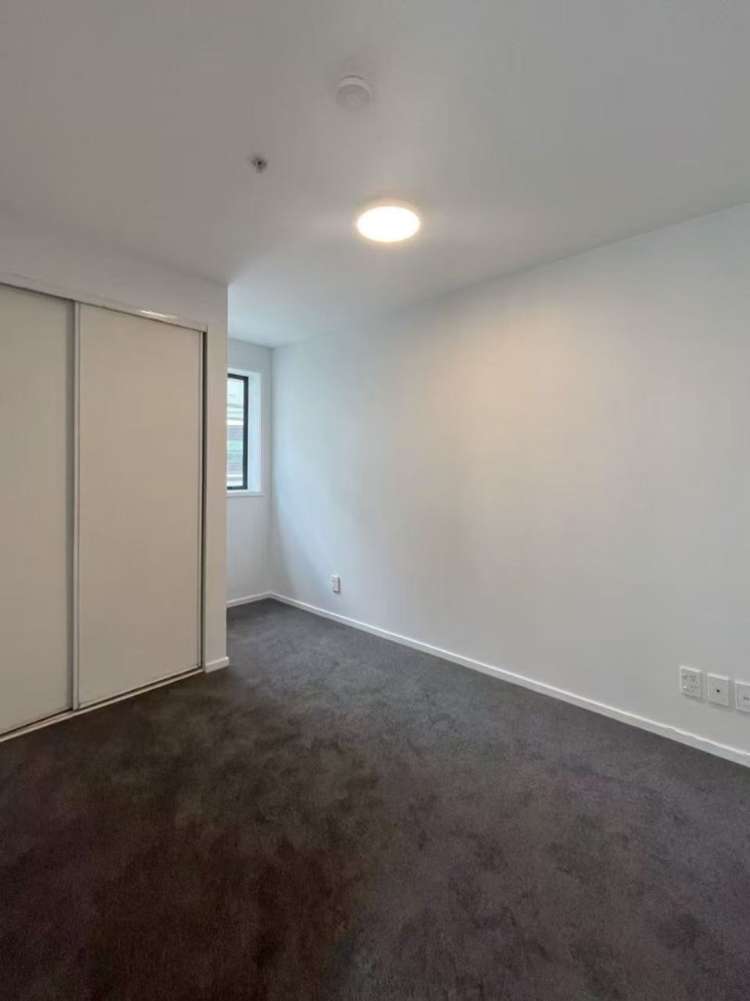 9C/3 Whitaker Place 10015_7