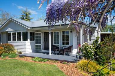 166 Mount Erin Road_3