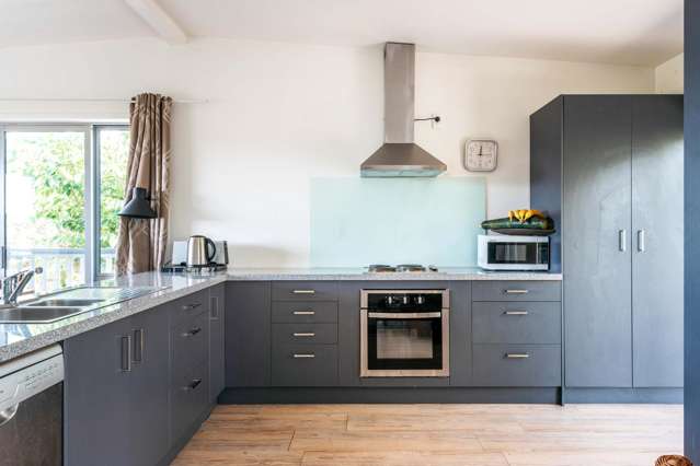 21 Beresford Avenue Surfdale_4