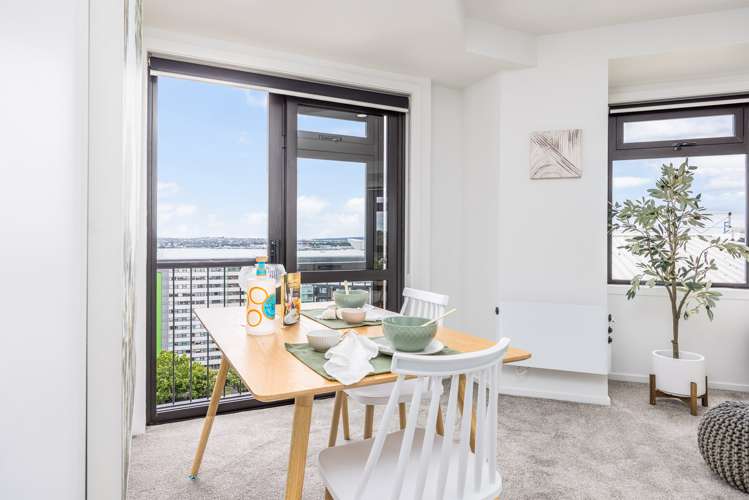 13g/2 Eden Crescent Auckland Central_9