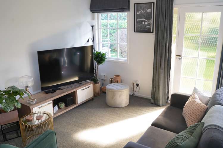 2/45a Asquith Avenue Mount Albert_2