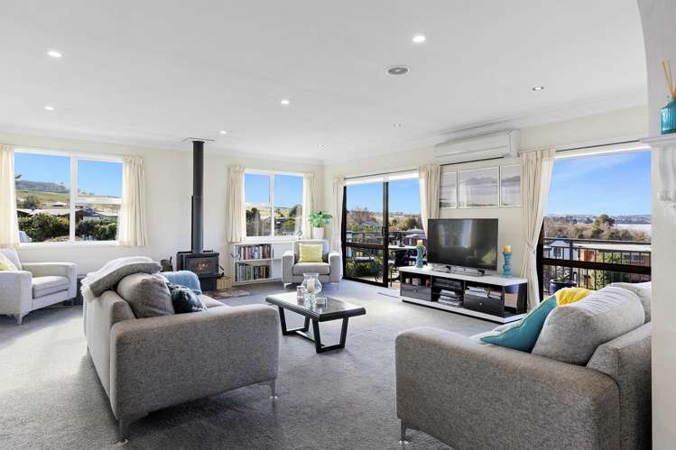 11 Earle Place Acacia Bay_6