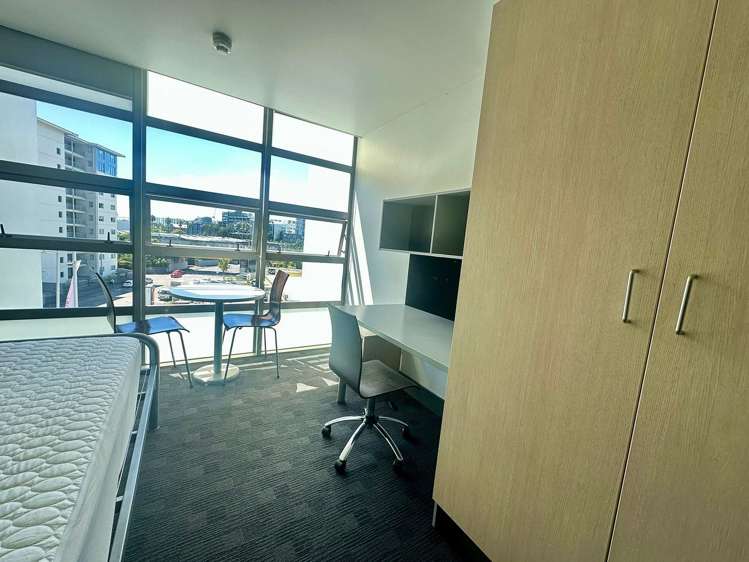 521/133 Beach Road Auckland Central_8