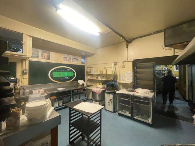 Address withheld Point Chevalier_3