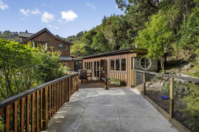 2/99 Horoeka Street Stokes Valley_2