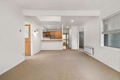25 Comries Road_4