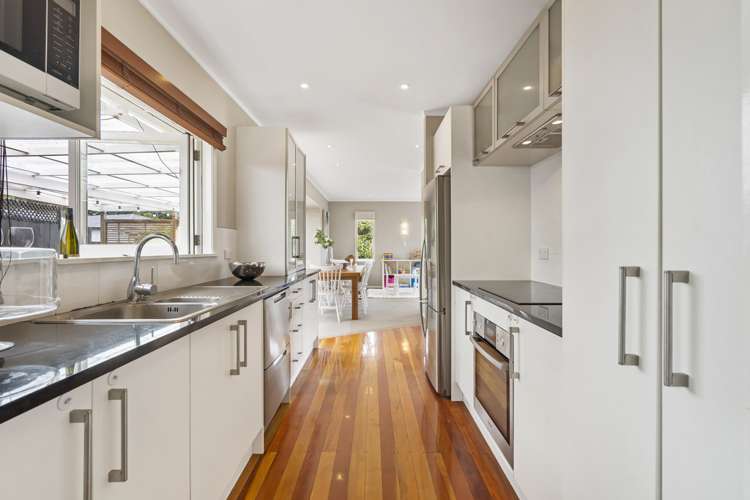 46 Saffron Street Birkdale_6