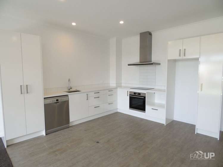 5 Hudson Bay Road Hobsonville_3