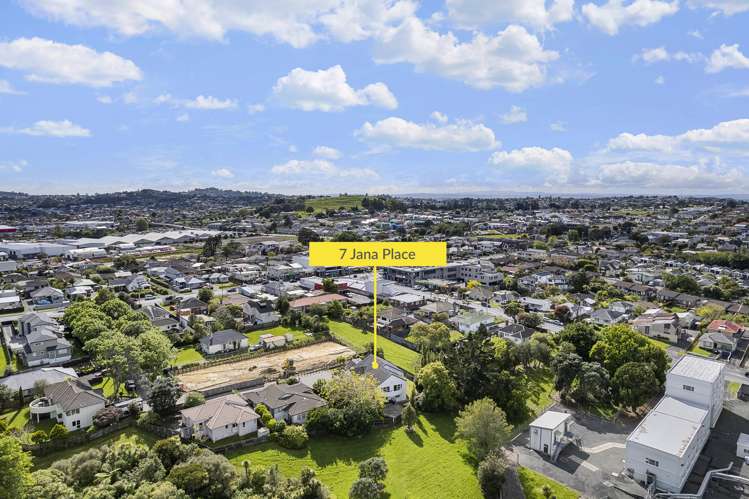 7 Jana Place Mount Roskill_38