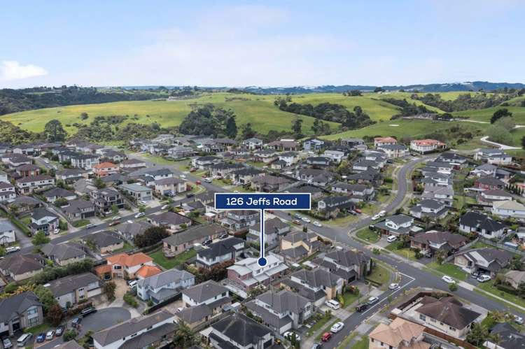 126 Jeffs Road Flat Bush_32